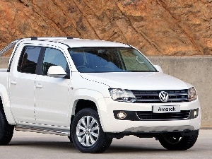 volkswagen amarok, White