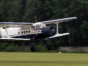 Antonow An-2