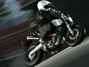 Arai, Yamaha MT-03