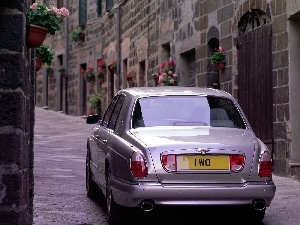 Bentley Arnage, Carrier, Back