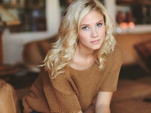 Berit Birkeland, Sweater, Lovely