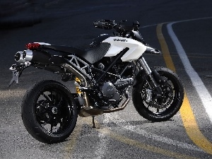 Black, @, Ducati Hypermotard 1100