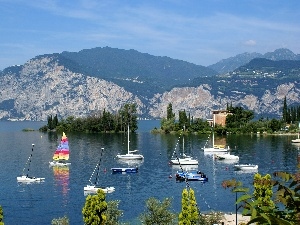 lake, Boats, Mountains