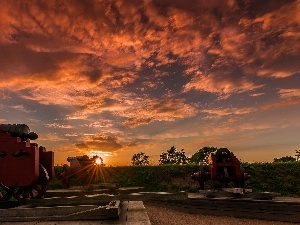 Cannon, clouds, west, sun