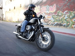 circle, Harley Davidson XL1200N Nightster