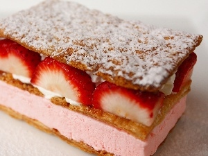 Strawberry, cream, cake