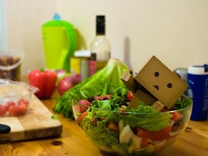Danbo, salad, cardboard, alien