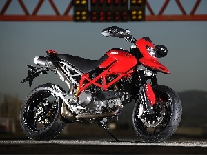 Ducati Hypermotard 1100, @, Red
