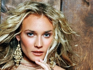 ear-ring, Diane Kruger