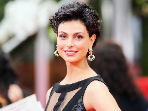 ear-ring, face, smiling, Morena Baccarin