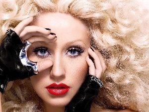 face, hand, Christina Aguilera