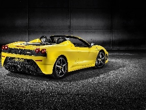 Ferrari Scuderia Spider 16M