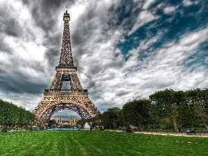 France, Paris, Eiffla Tower, clouds