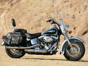 Glass, Harley-Davidson Softail Heritage