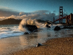 The Golden Gate Bridge, Tides, San Francisco