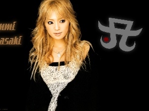 Ayumi Hamasaki, singer