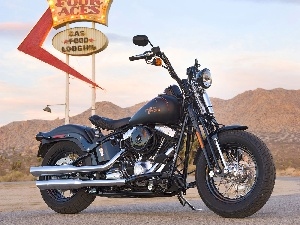 Harley Davidson Softail Cross Bo