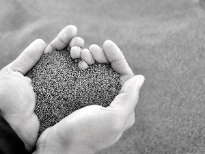 Sand, Heart, hands