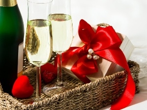 Champagne, hearts, basket