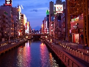 Houses, canal