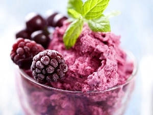 ice cream, raspberries, dessert