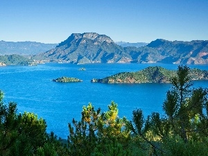 Mountains, Islands, lake