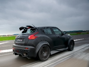 Nissan Juke R