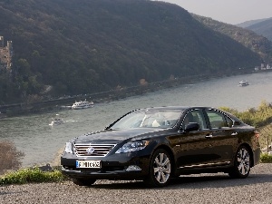 Lexus LS 600H, Elegant