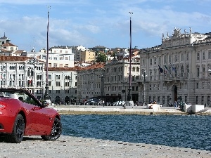 Maserati Gran Cabrio Sport, Back