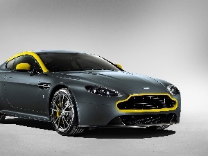 N430, Vantage, Aston Martin, V8