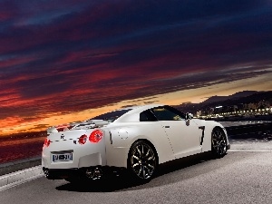 Nissan GTR Egoist, White