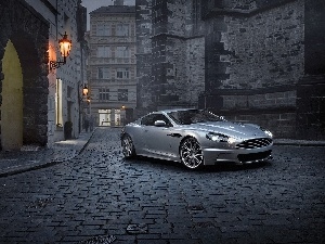 old town, Aston Martin AMV10