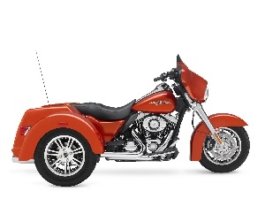 aerial, opening, Harley Davidson Street Glide Trike