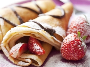 powder, sugar, pancakes, strawberries