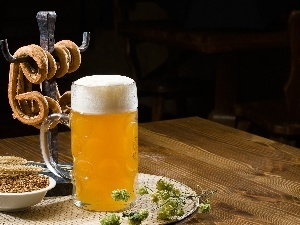 pretzels, Beer, corn, hop