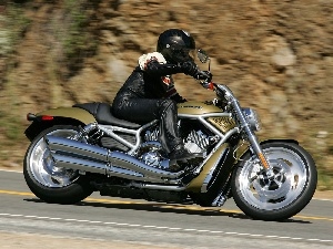 Properties, driving, Harley Davidson V-Rod