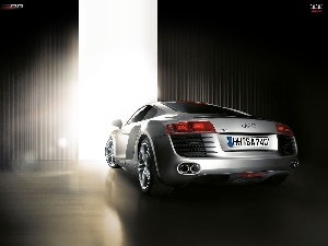 Audi R8, Back