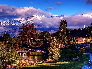 The Town of Wanaka Otago, Houses, Mountains, New Zeland, River