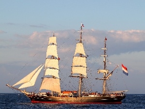 sea, sailing vessel