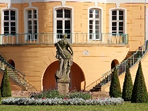 Statue monument, Rogalin, Stairs