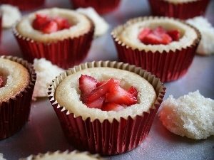 DBZ, strawberries, Muffins
