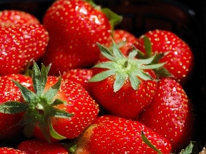 strawberries, Mature
