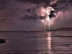Storm, thunderbolt, sea