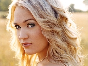 Carrie Underwood, songster