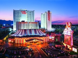 Las Vegas, circus