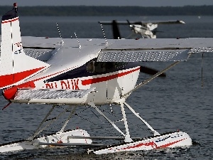 water, an, Cessna 185, Seaplane