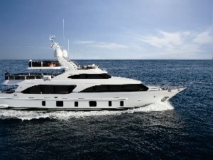 Yacht, Beatyfull